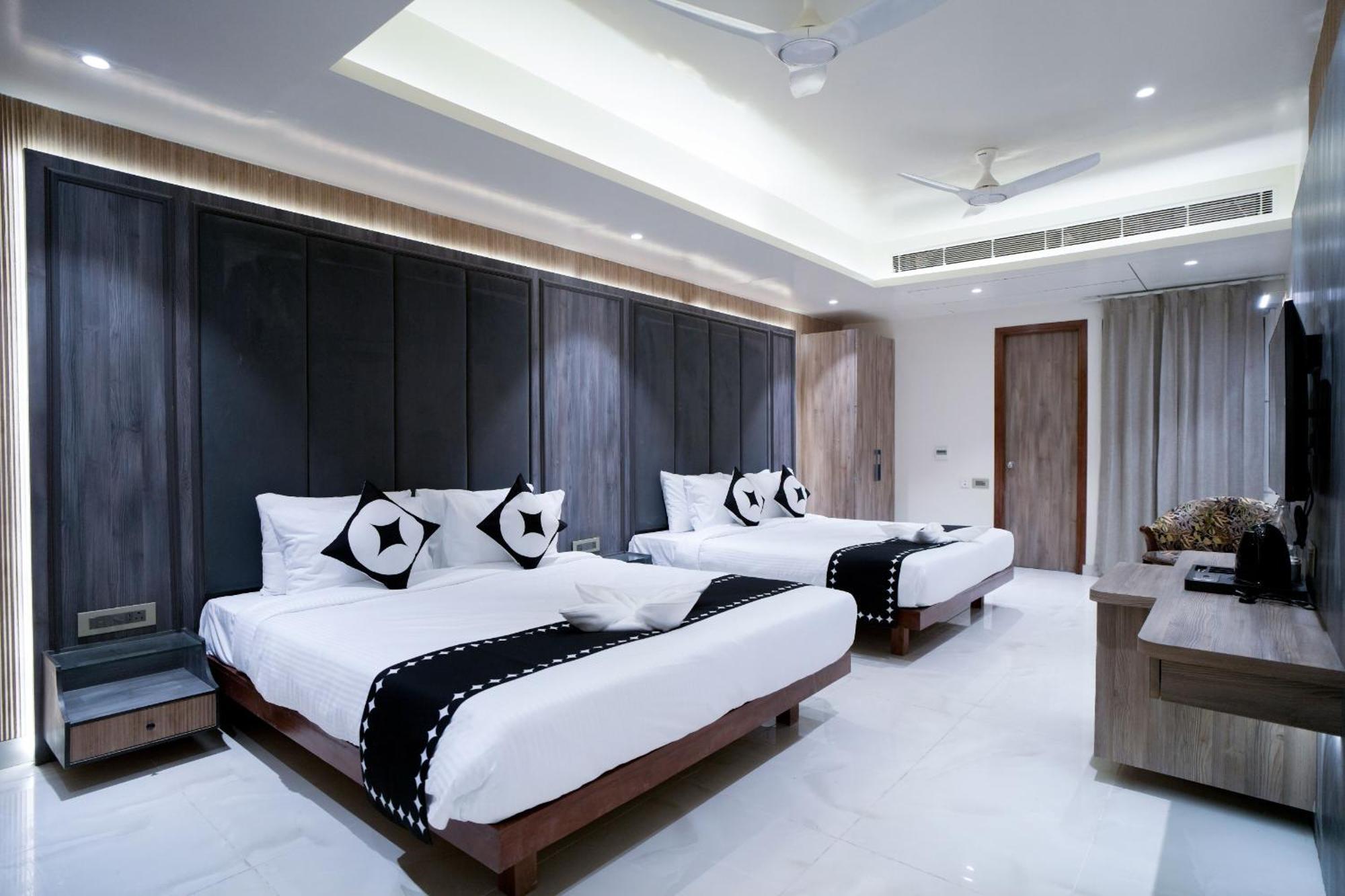 Hotel Ivy Plaza Near Igi Airport Nueva Delhi Exterior foto